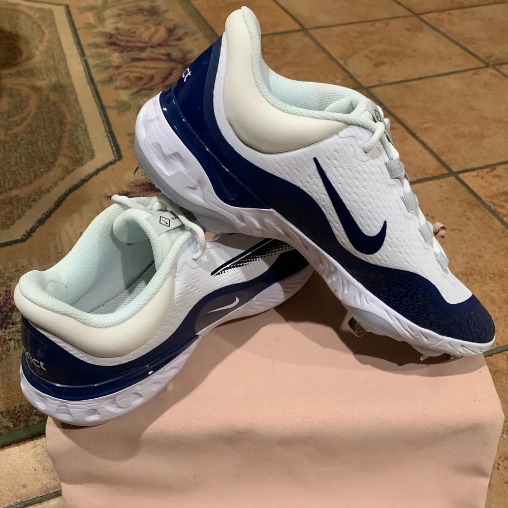 Nike Alpha Huarache Elite 4 Low Men Baseball Cleat